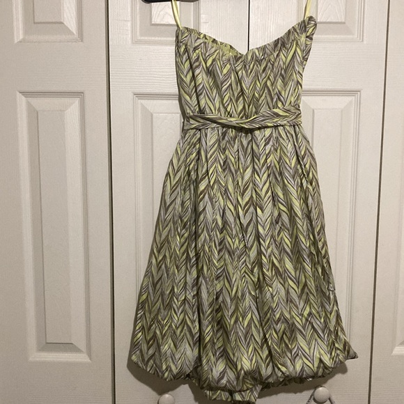Gianni Bini Strapless Dress - Picture 7 of 9